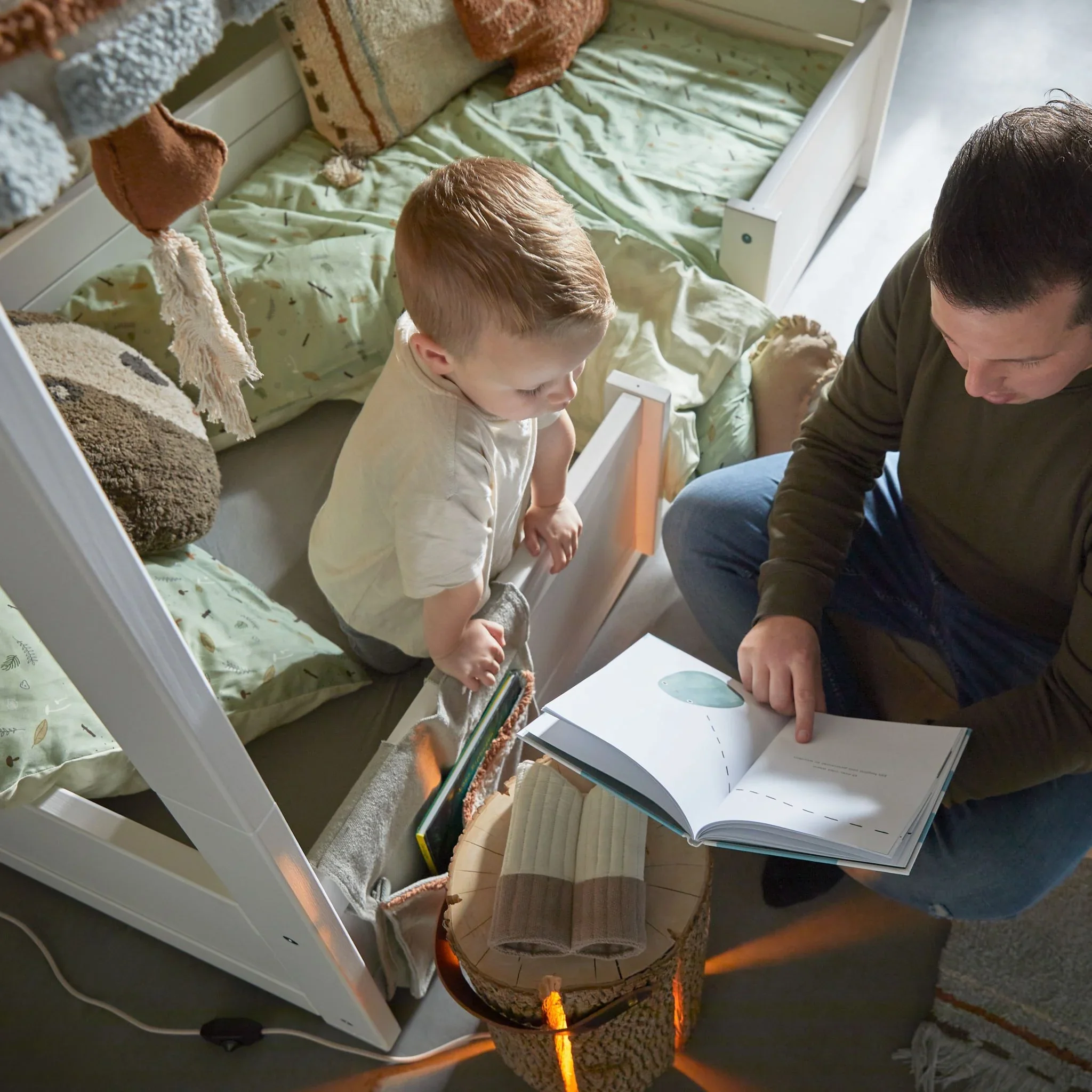 4 IN 1 Kids Bed - Grows with your child! - Image 3