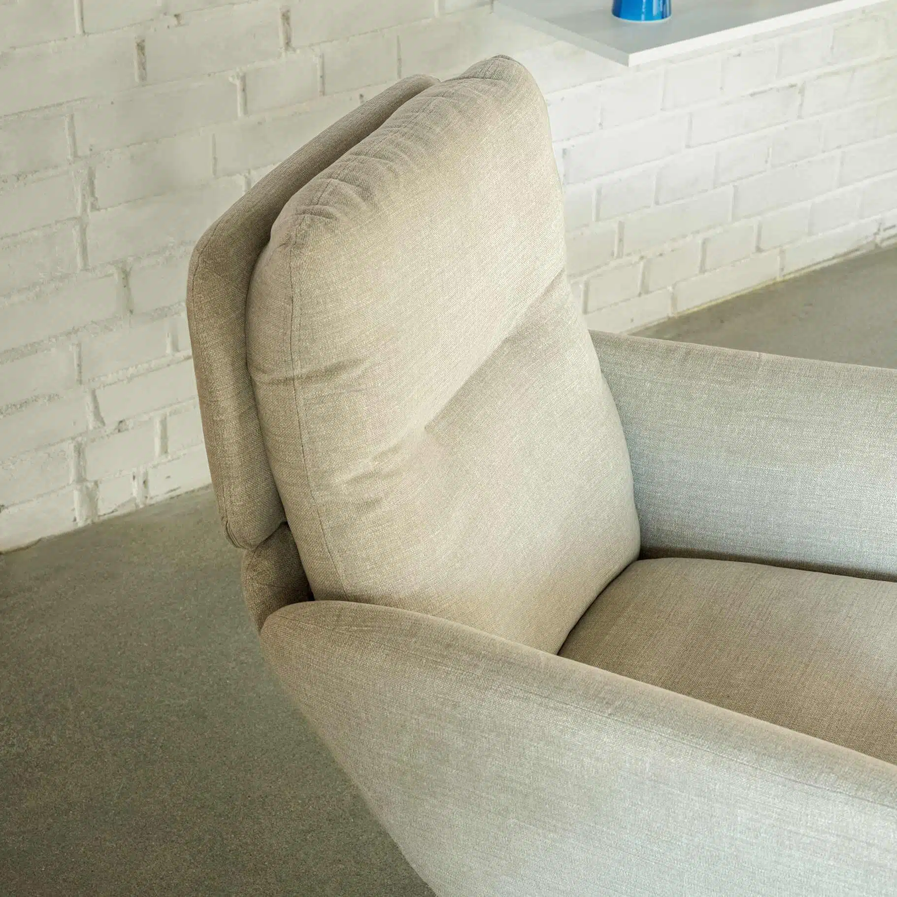 AMY Armchair - Image 6