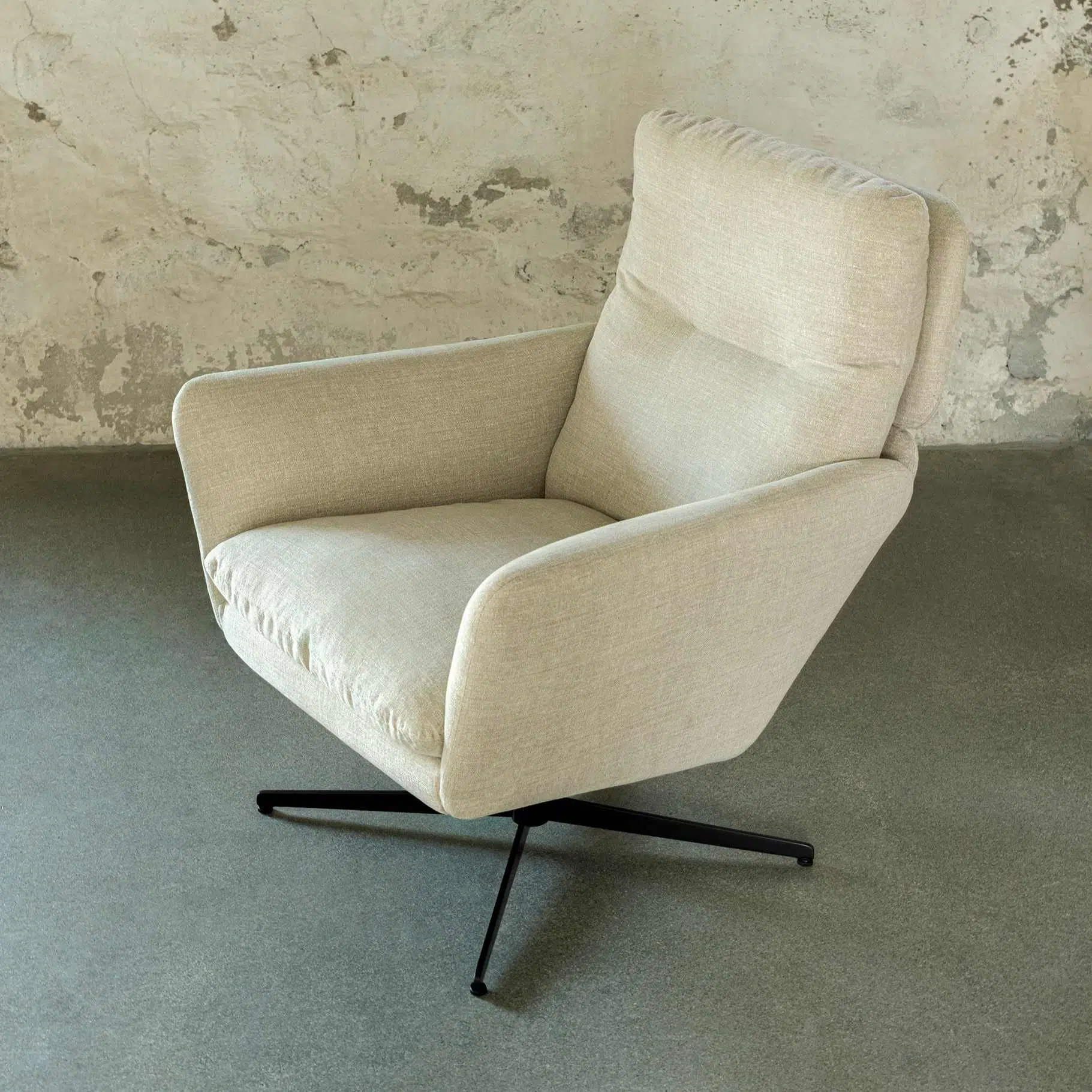 AMY Armchair - Image 7