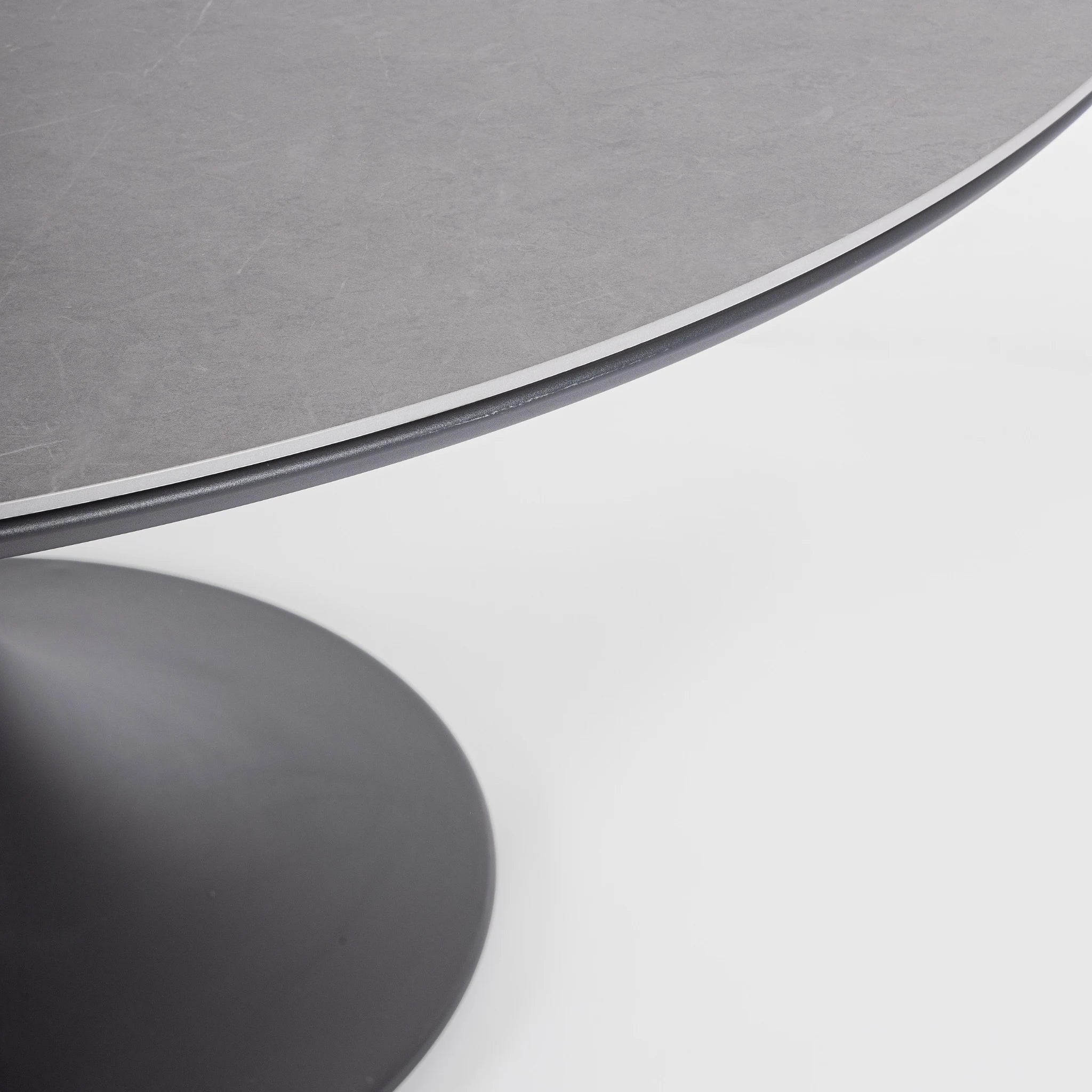 ARNOLD Round Sintered Stone Outdoor Dining Table - Image 4