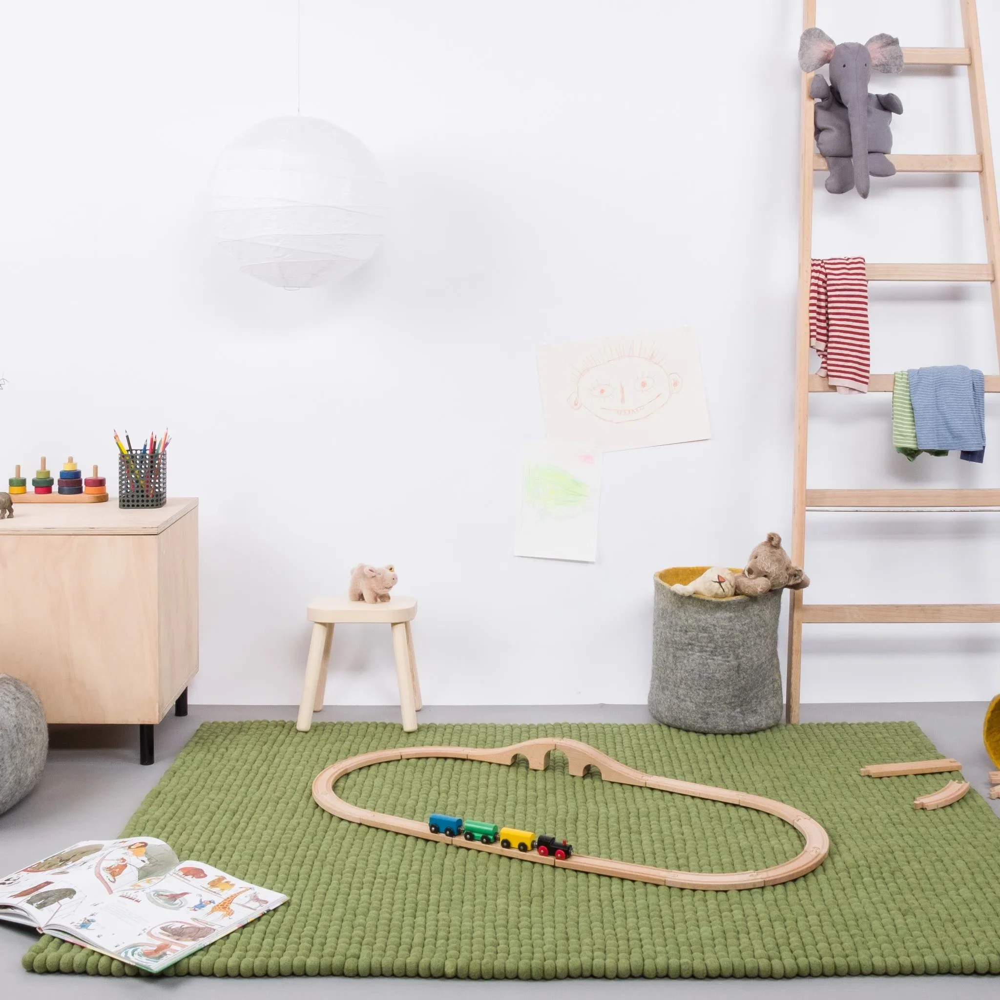 KASPAR Felt Ball Rectangular Rugs - Image 4