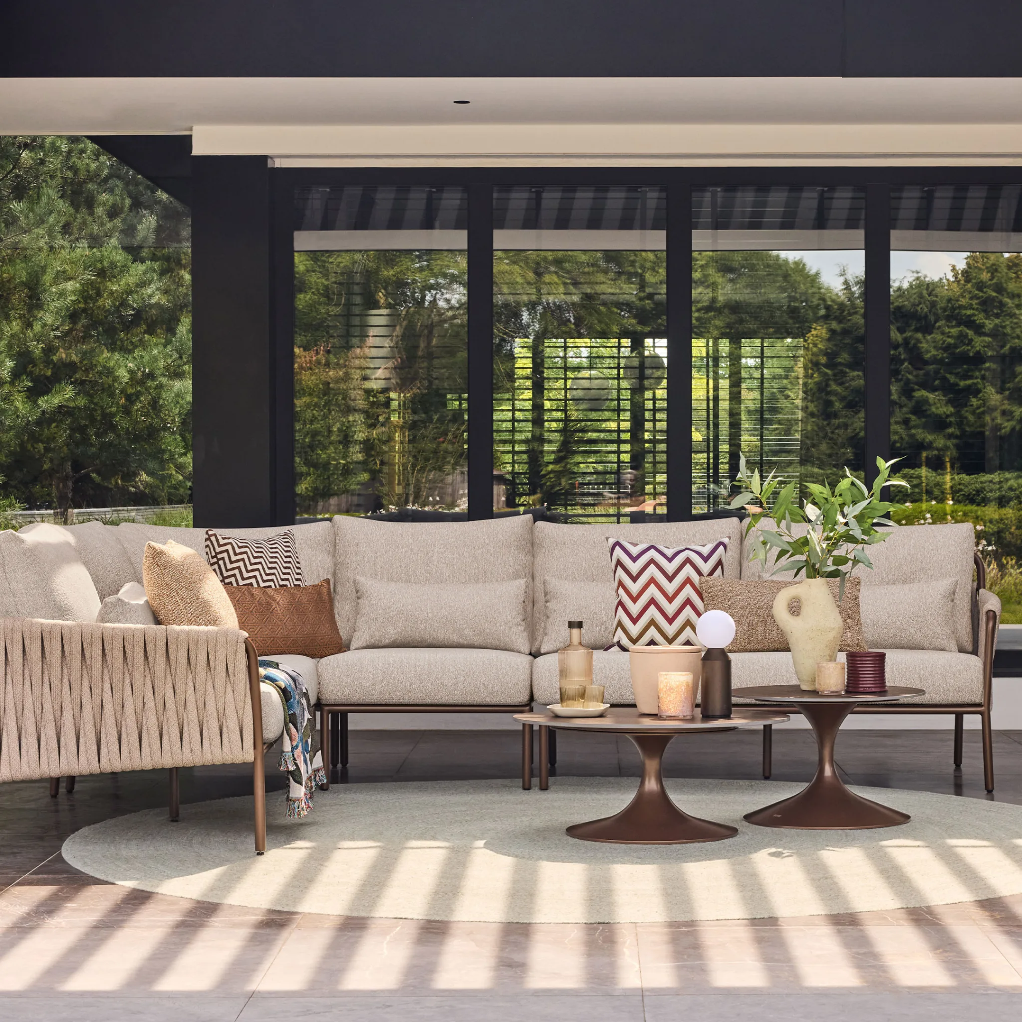 FIAVÈ Lounge Set - Image 3