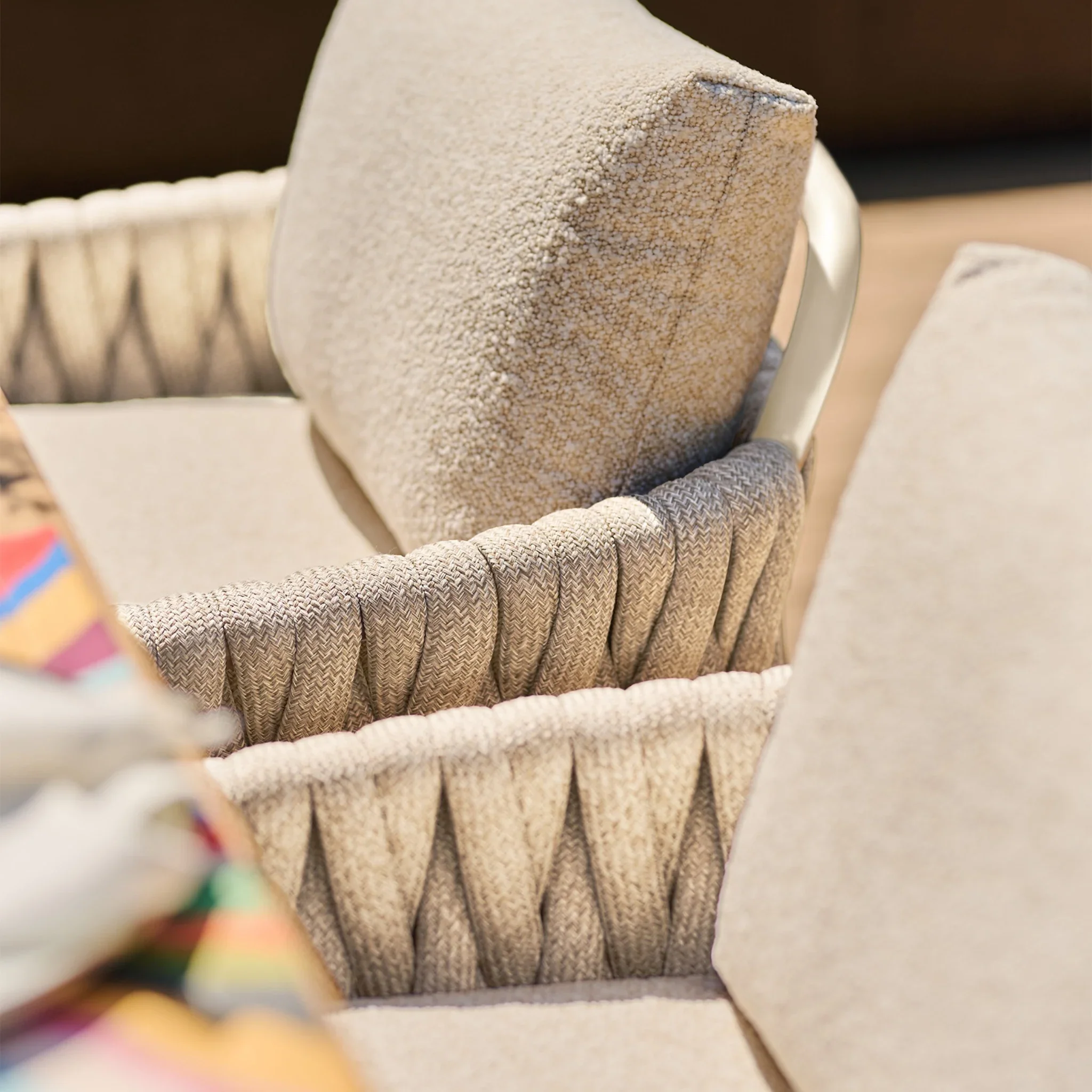 FIAVÈ Low Bar Chair - Image 4