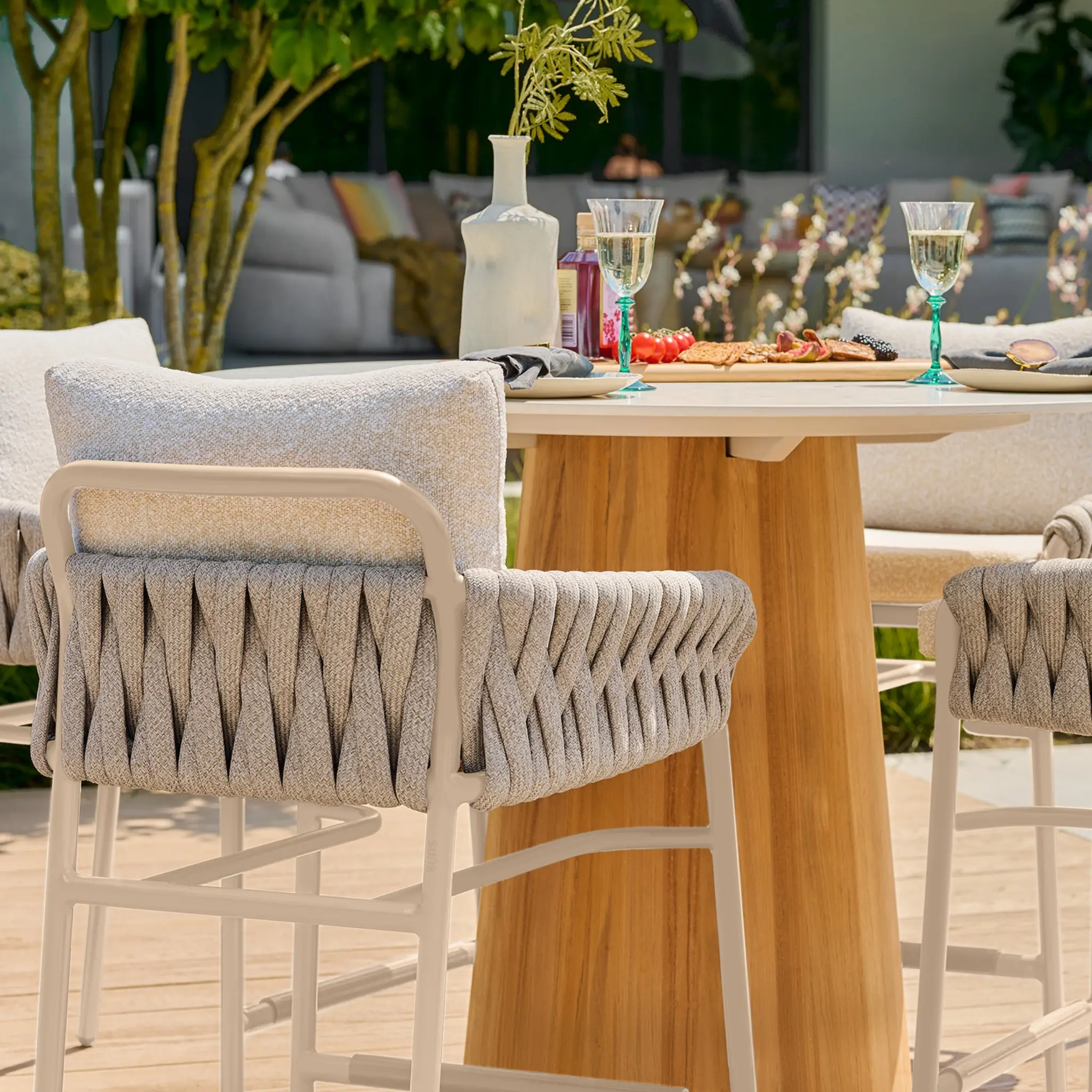 FIAVÈ Low Bar Chair - Image 5