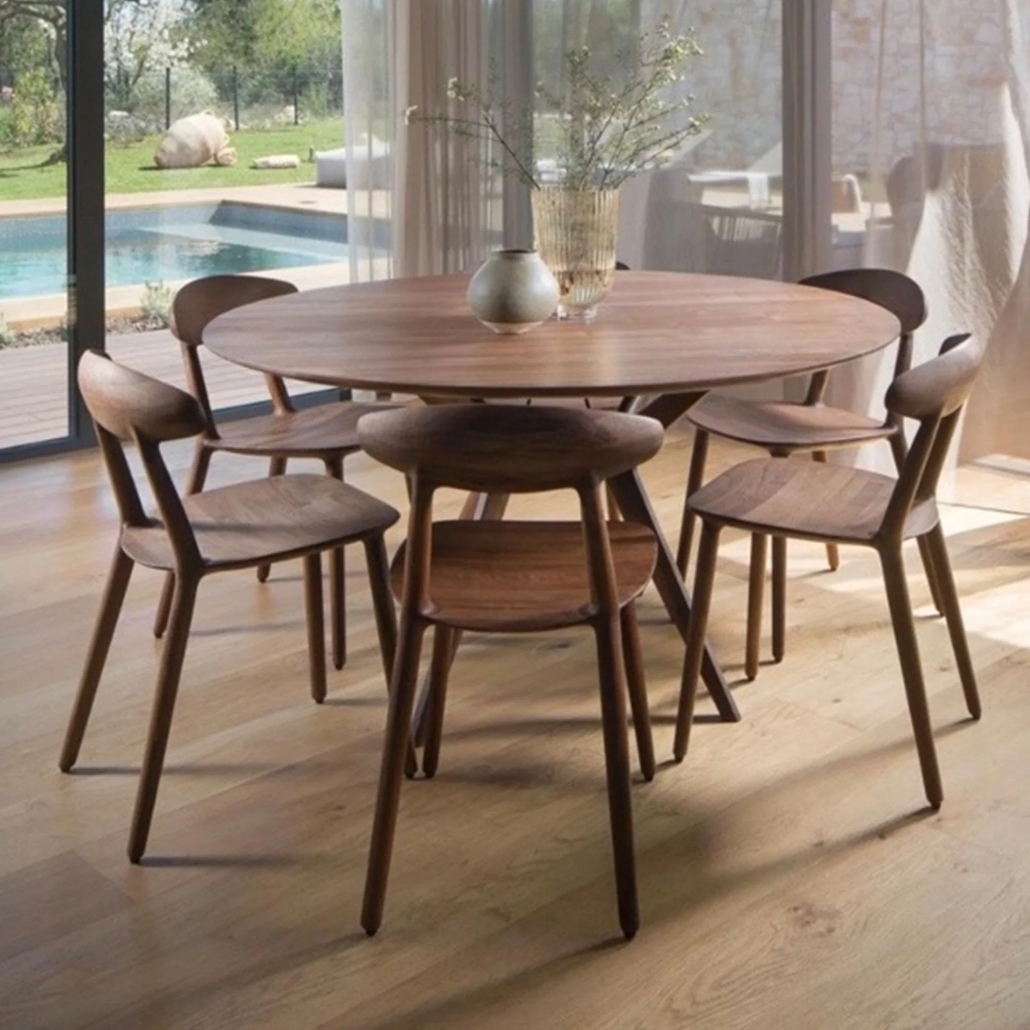 LAKRI Round Dining Table - Image 3