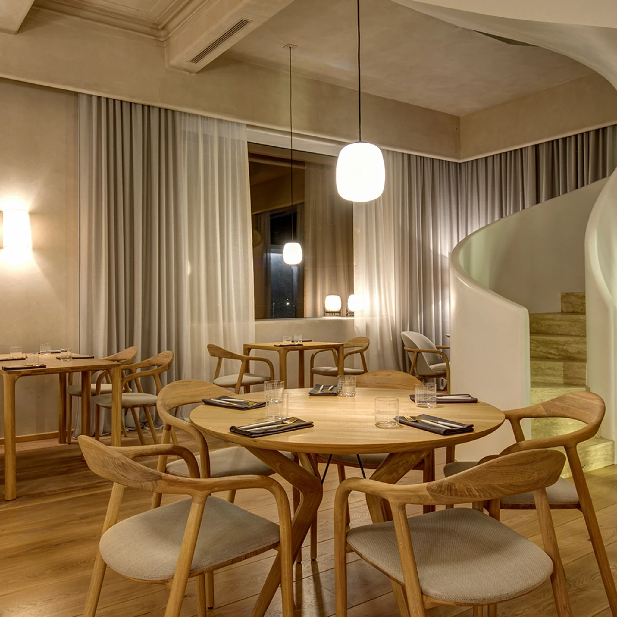 LAKRI Round Dining Table - Image 4