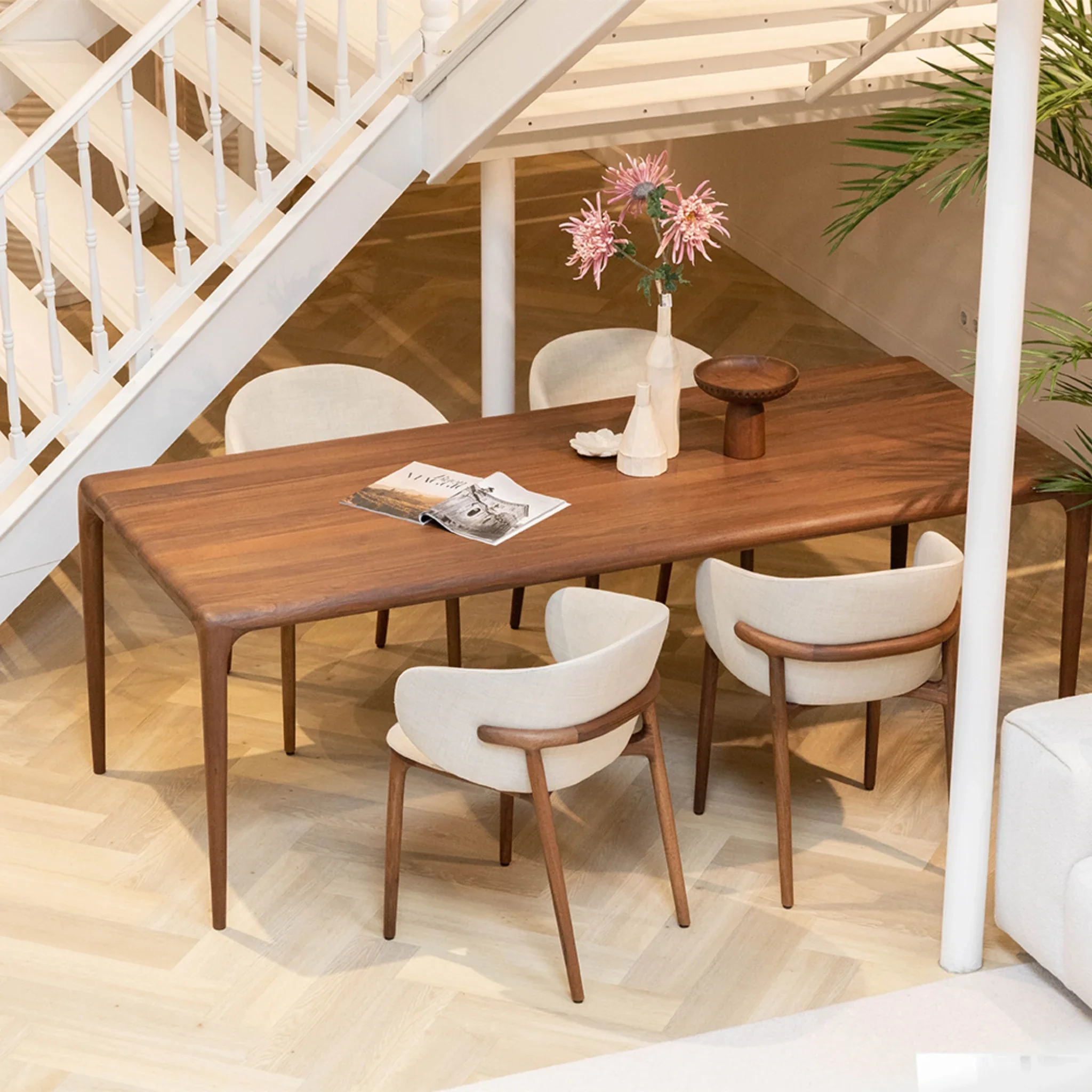 LATUS Dining Table - Image 5