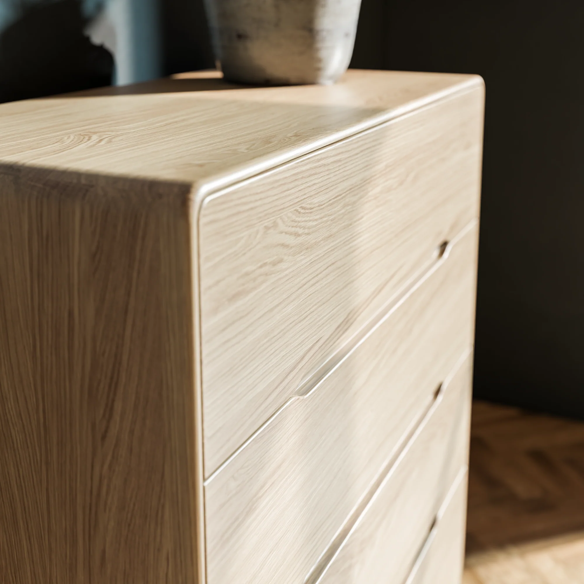 LYS Chest of Drawers - Image 3