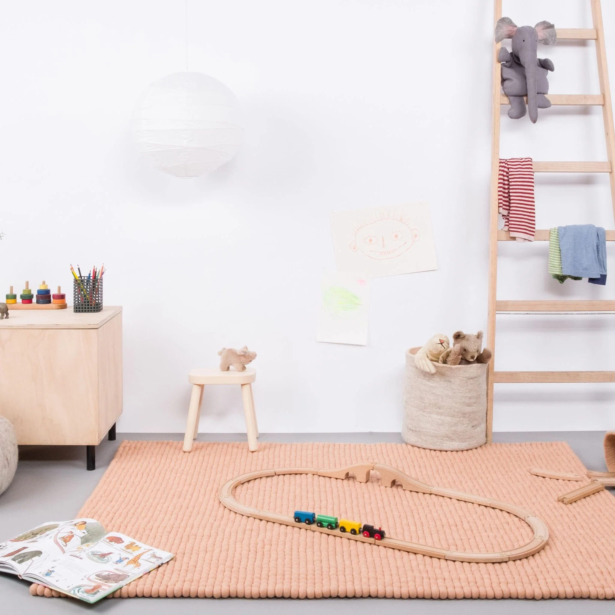 MERLE Felt Ball Rectangular Rugs - Image 4