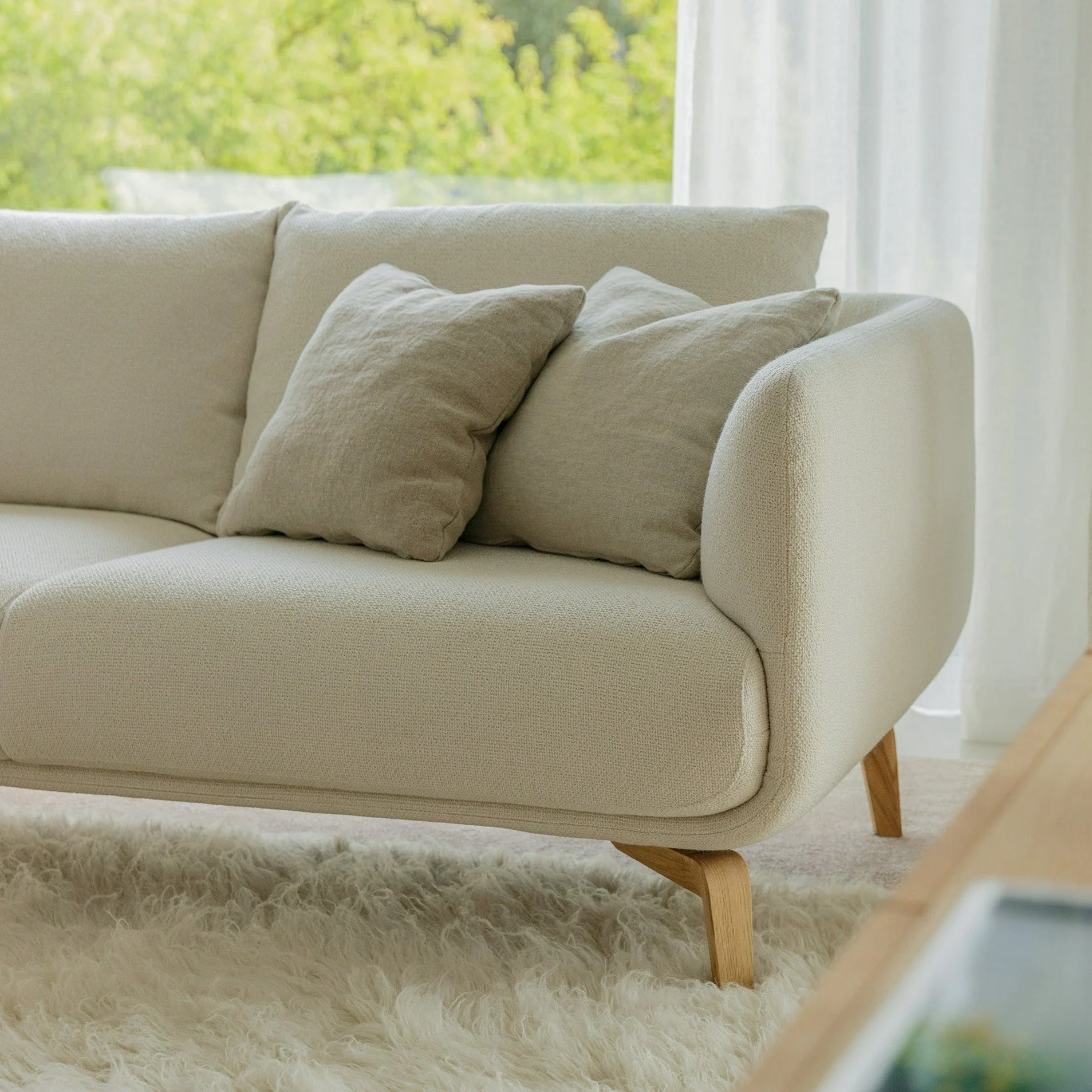 MOA Sofa - Image 4
