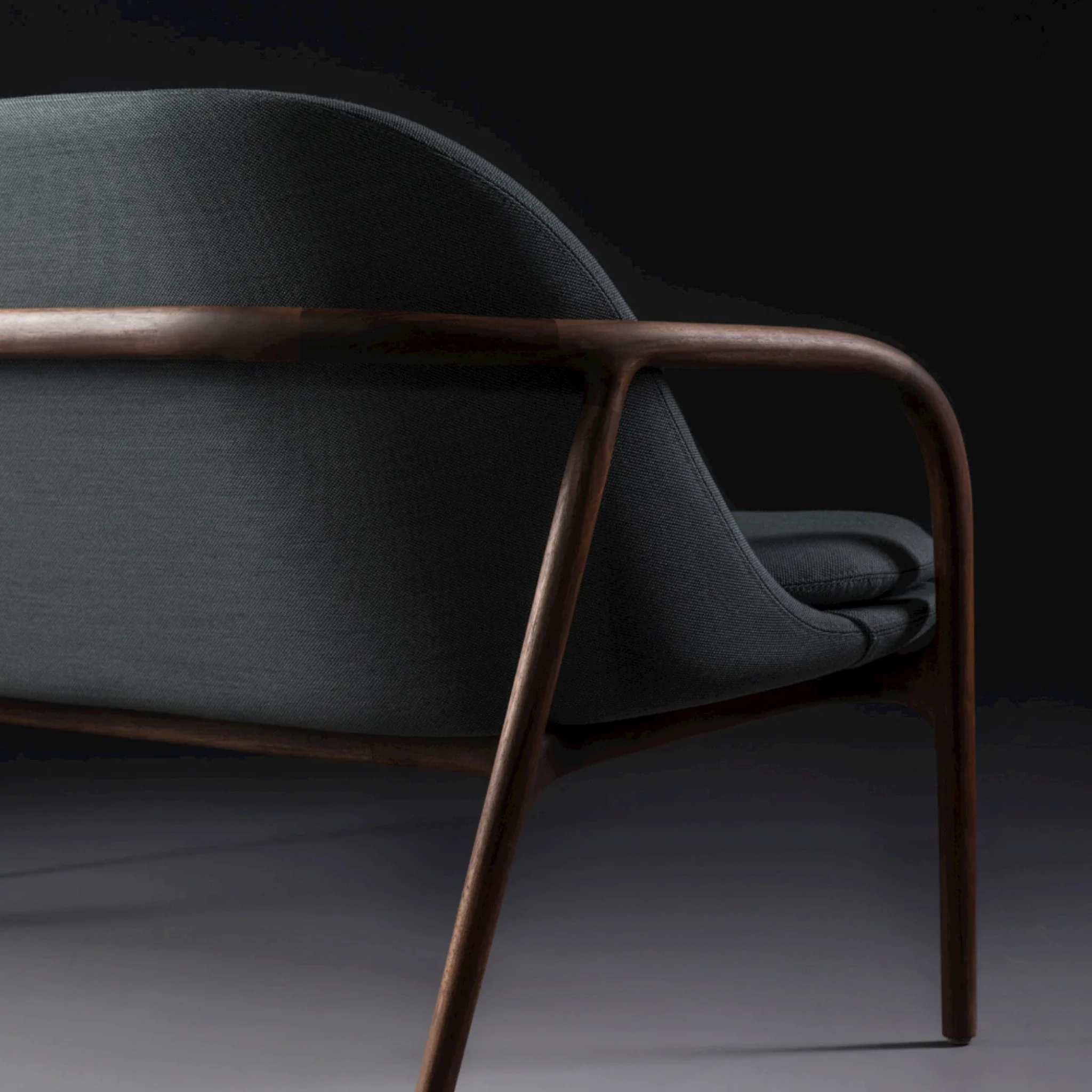 NEVA TRIMMED Sofa - Image 8