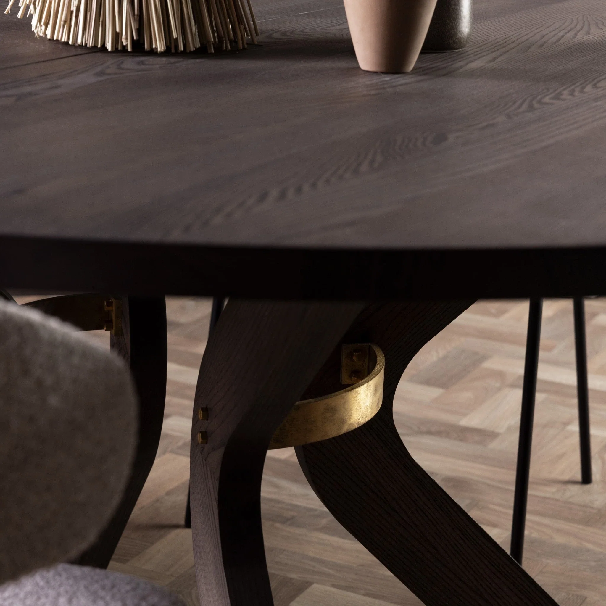 SYDNEY Solid Wood Round Dining Table - Image 7