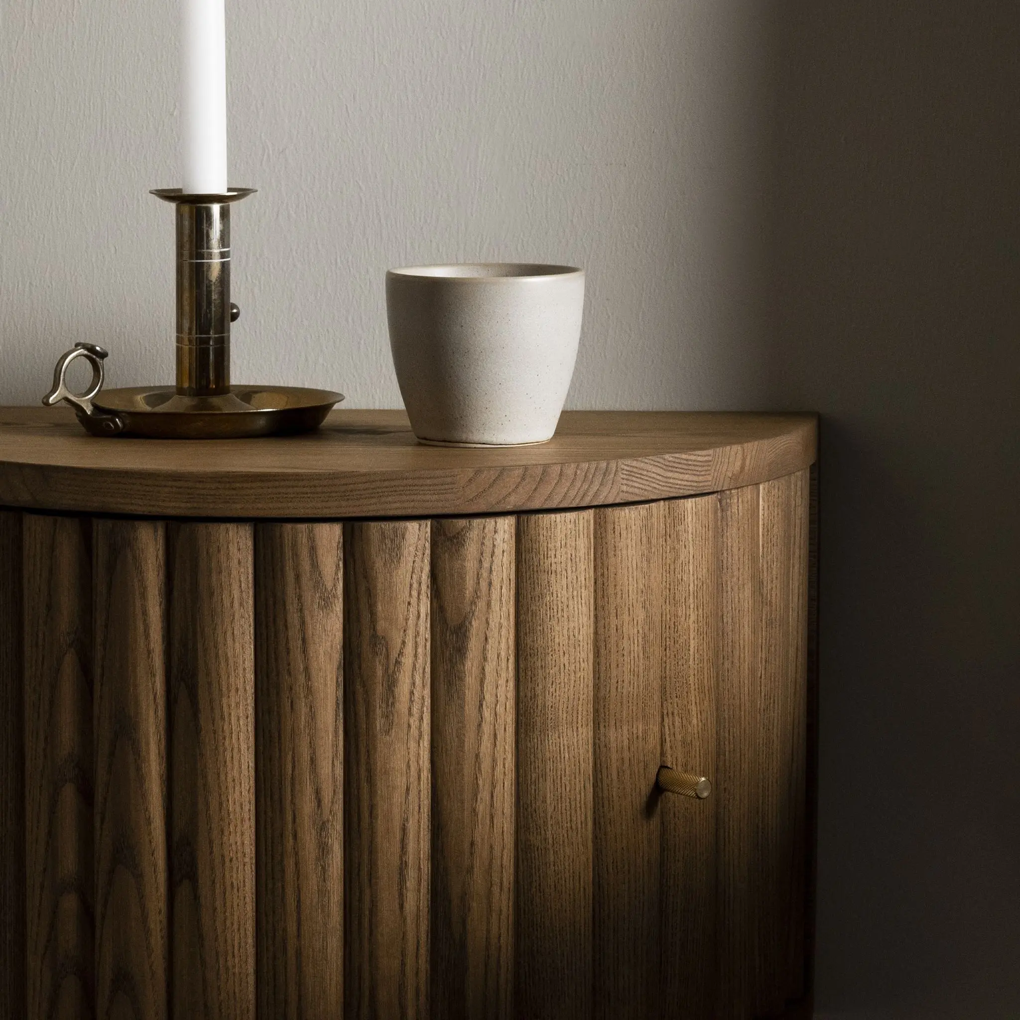 VELVET Ribbed Wooden Nightstand - Image 3